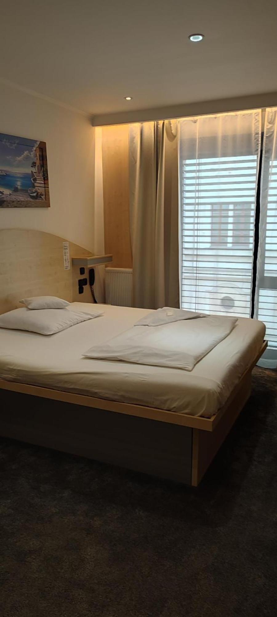 Hotel Пилзен Екстериор снимка