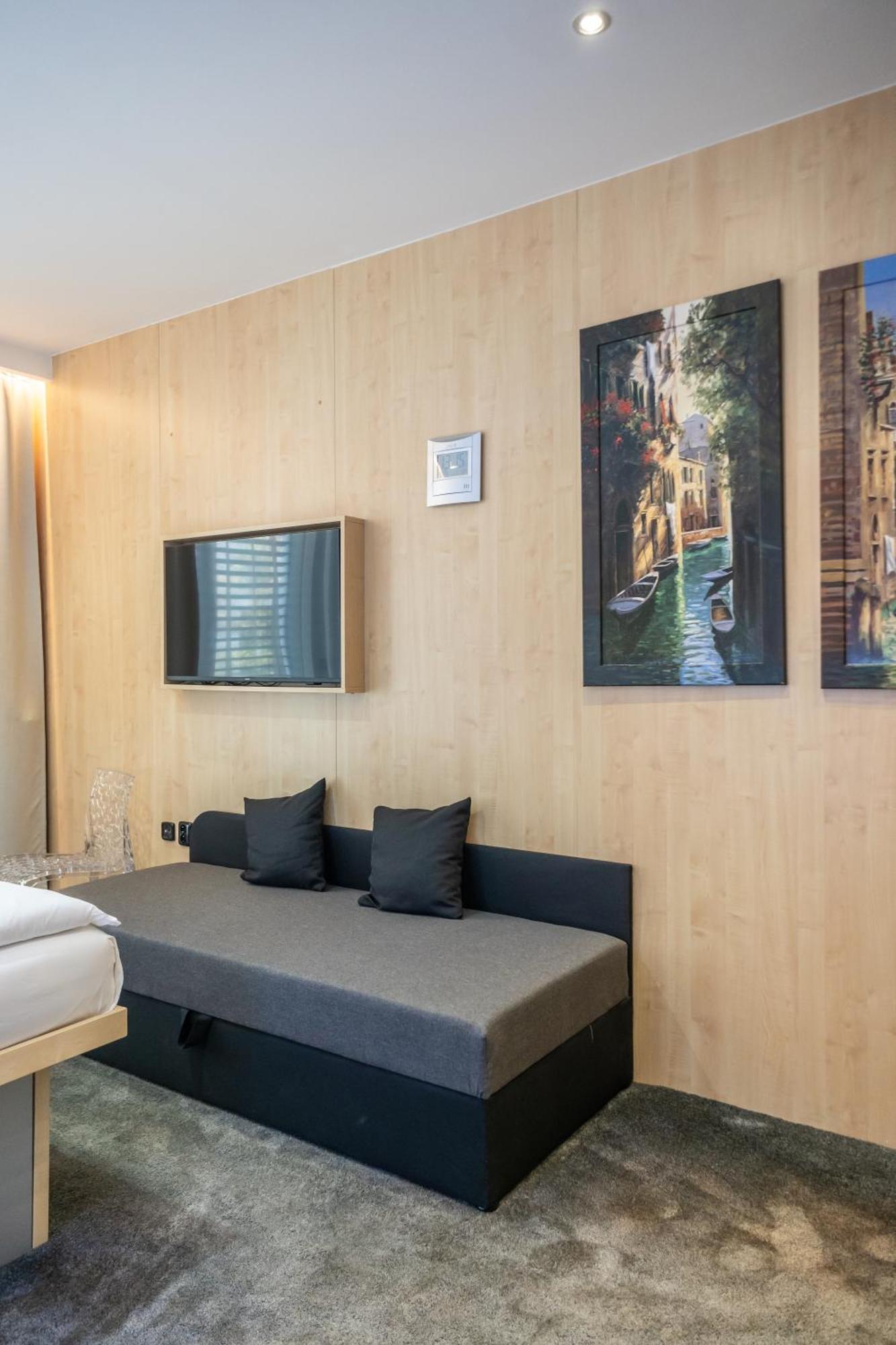 Hotel Пилзен Екстериор снимка