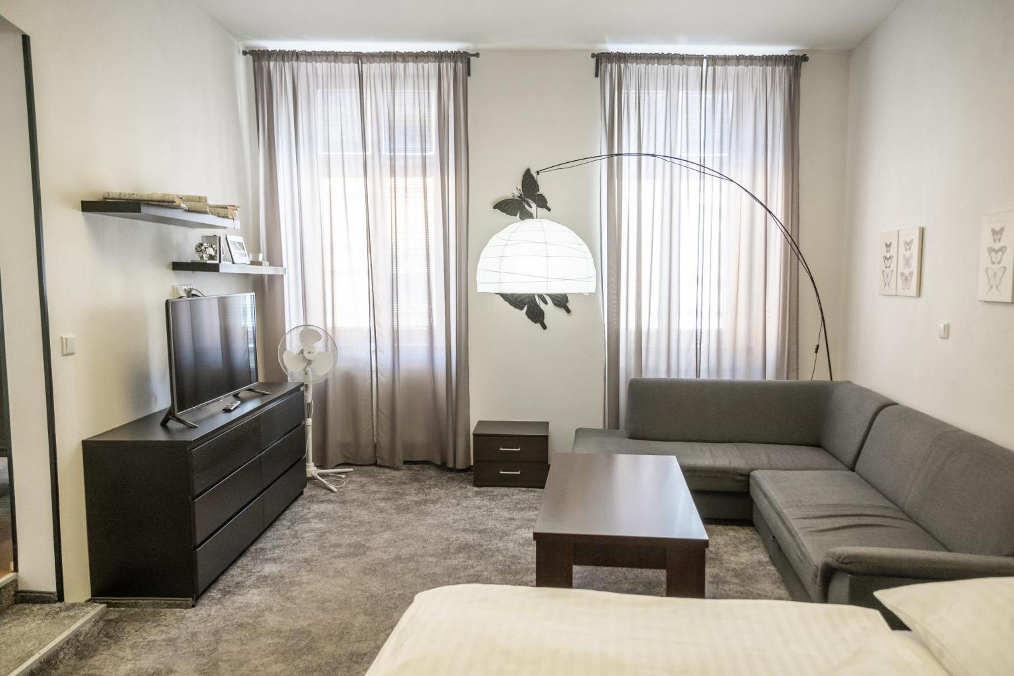 Hotel Пилзен Екстериор снимка
