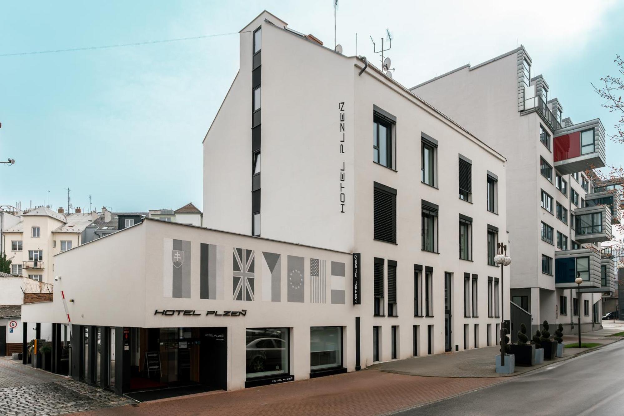 Hotel Пилзен Екстериор снимка