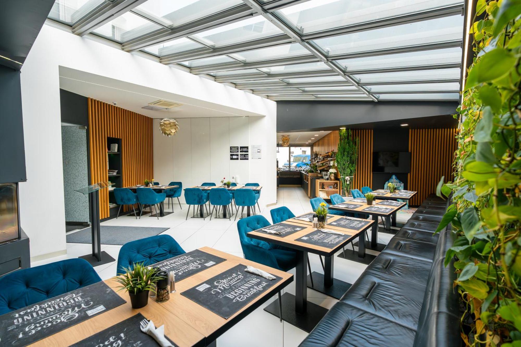 Hotel Пилзен Екстериор снимка