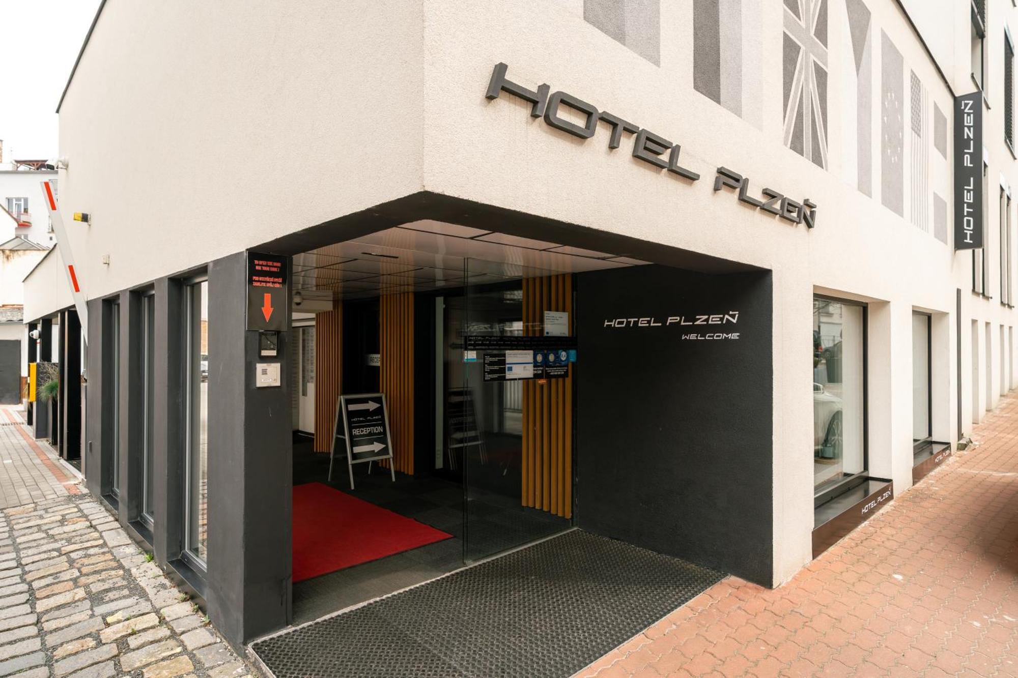 Hotel Пилзен Екстериор снимка